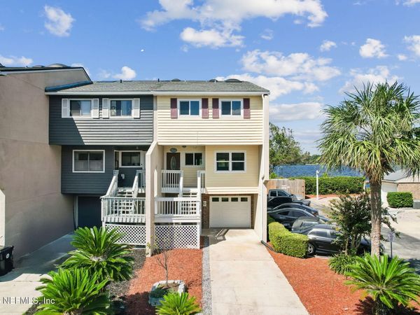 327 SCENIC POINT Lane, Fleming Island, FL 32003