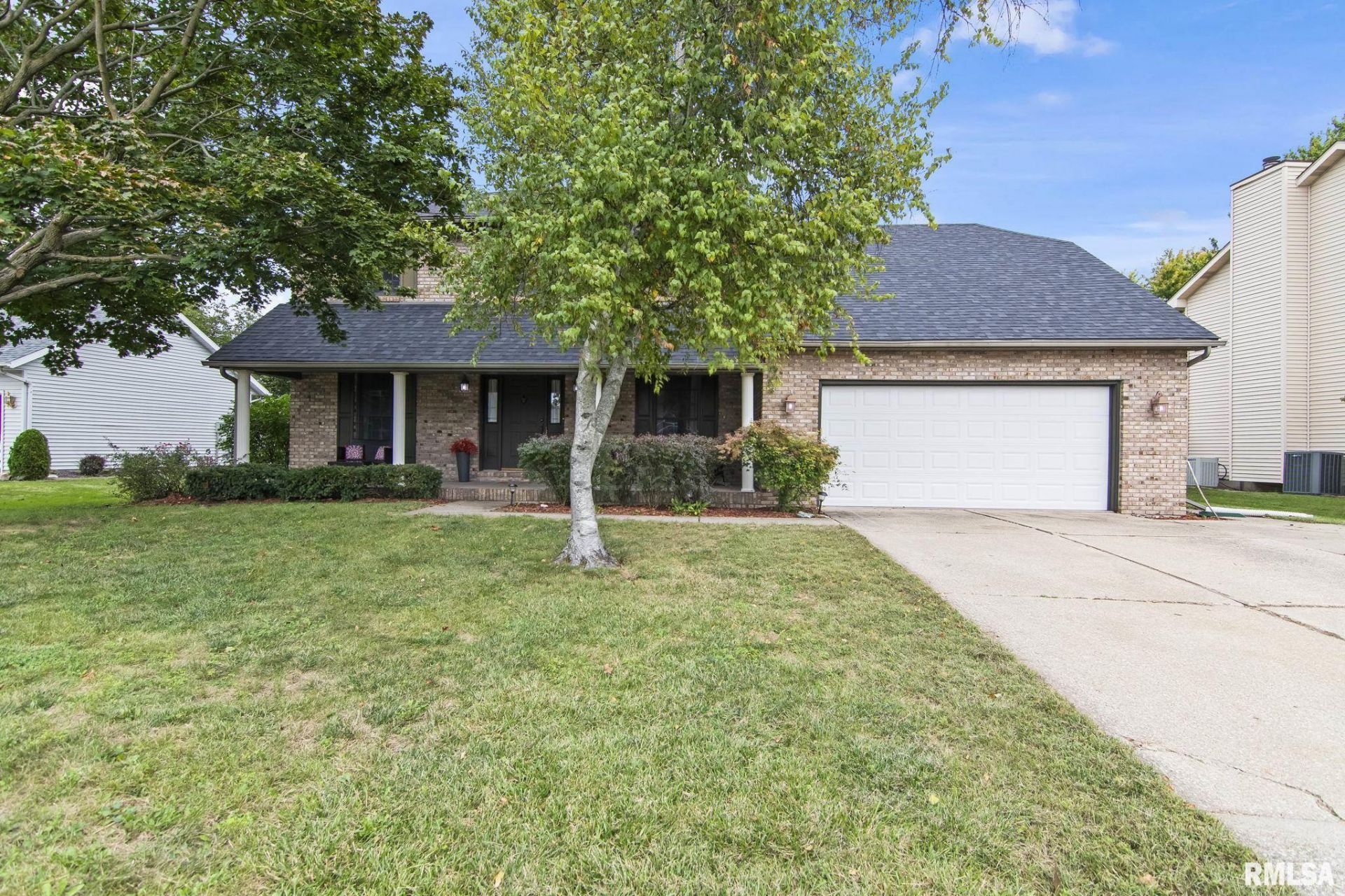 3012 Red Bud Lane, Springfield, IL 62712 Main Photo