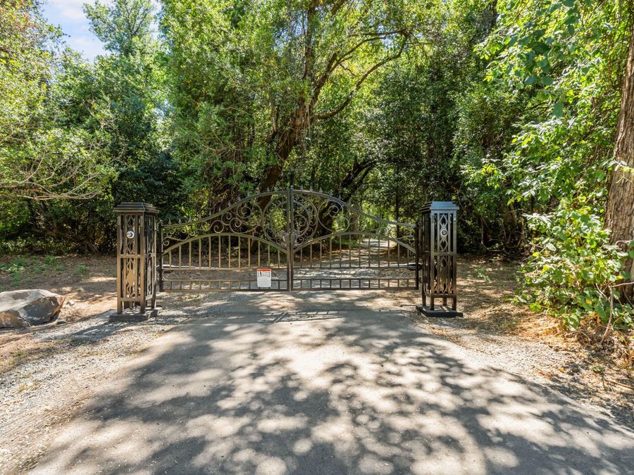 Property Image 43