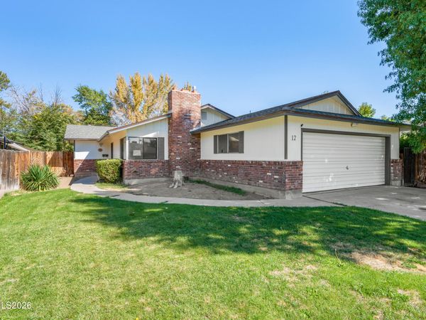 12 E Quail Street, Sparks, NV 89431