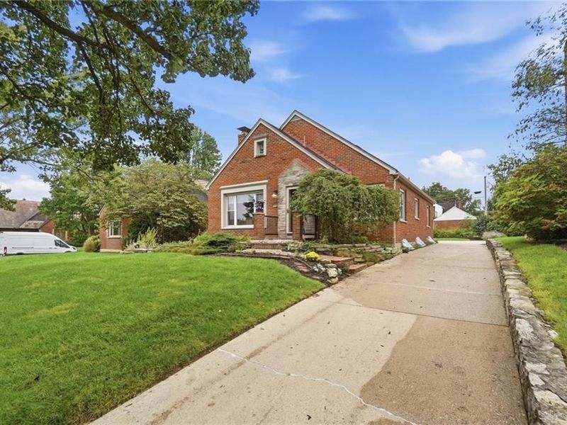 350 Greenmount Boulevard, Oakwood, OH 45419 Photo 2