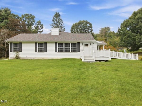 11 Denver Drive, West Sand Lake, NY 12196