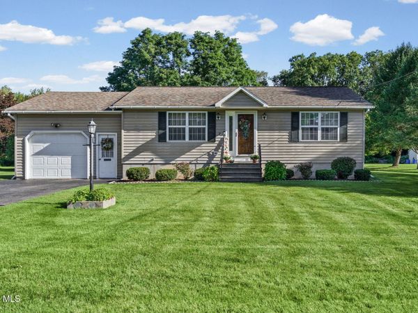 42 Destefano Place, Amsterdam, NY 12010