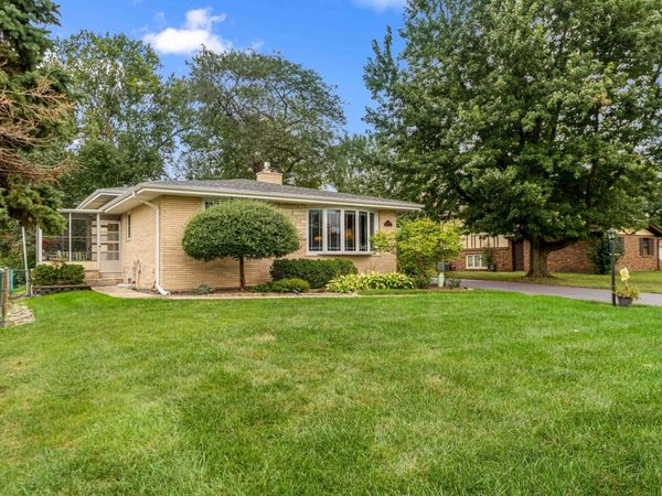 12449 S Mcvickers Avenue, Palos Heights, IL 60463