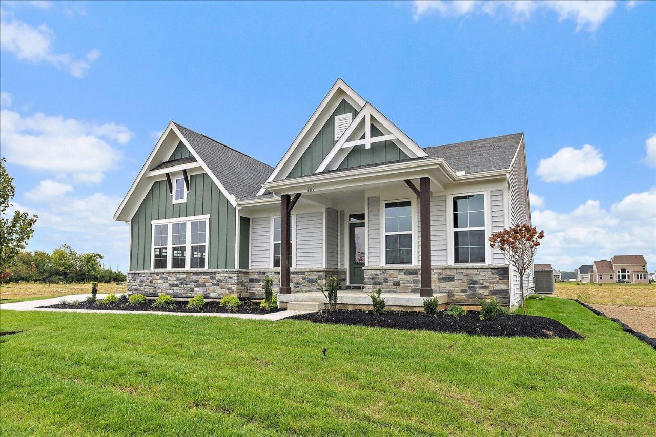 407 Winters Way, Springfield, OH 45505 Main Photo