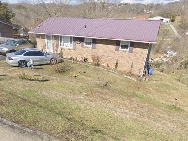 133 Blue Bell Drive, Kingsport, TN 37660