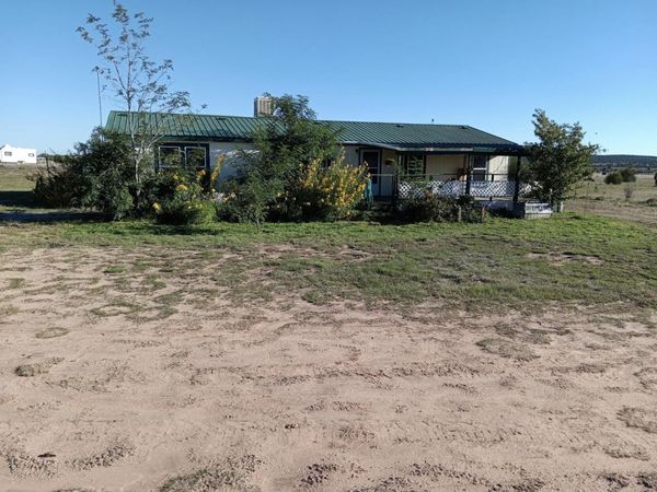 5 Douglas Court, Edgewood, NM 87015