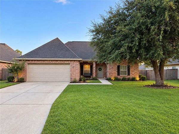 353 MANSFIELD Drive, Slidell, LA 70458