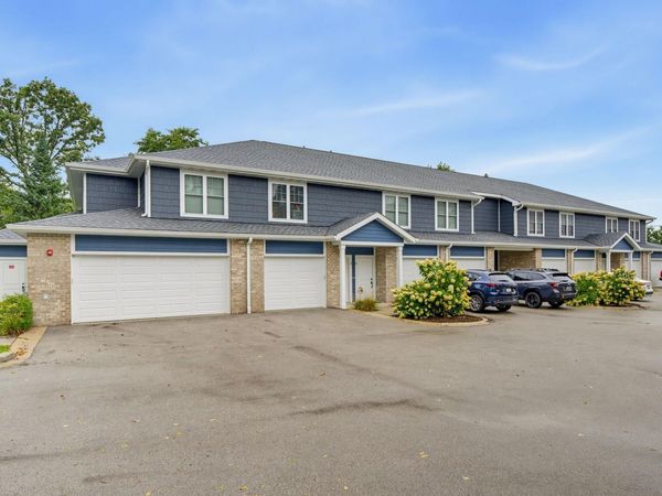 2709 Silvernail Road, Waukesha, WI 53186