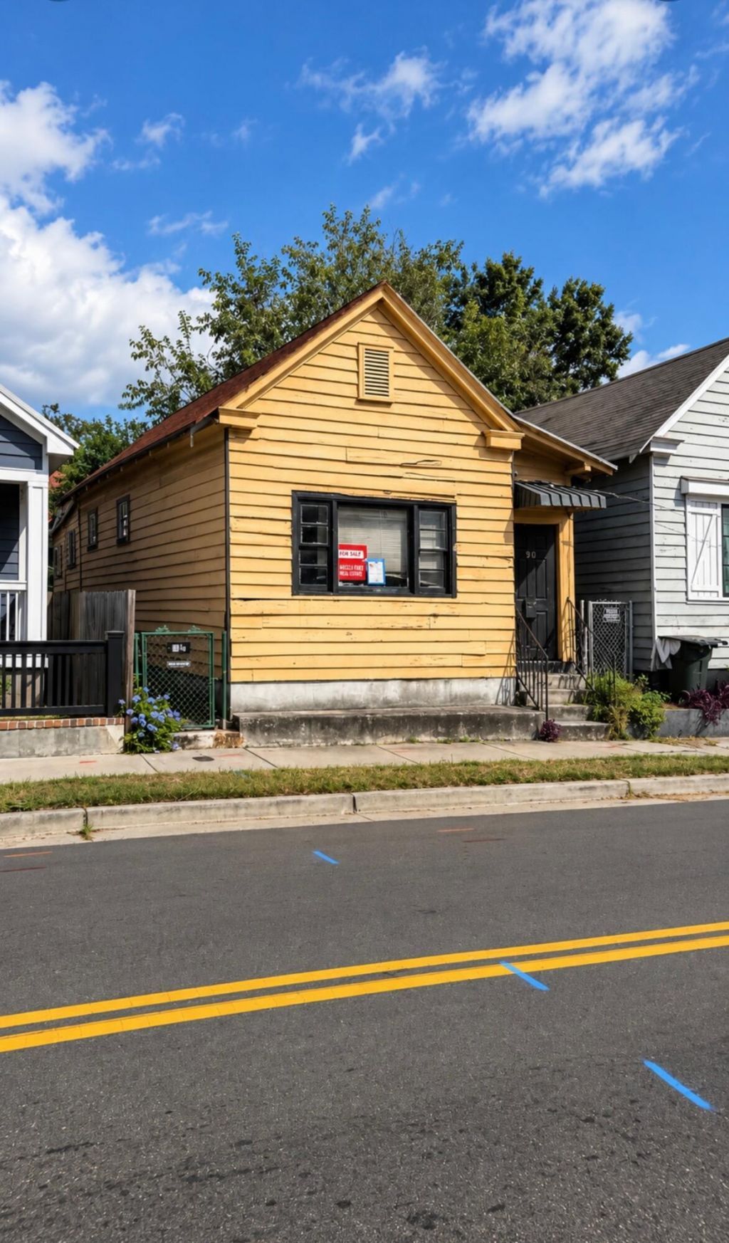90 Romney Street Photo 5