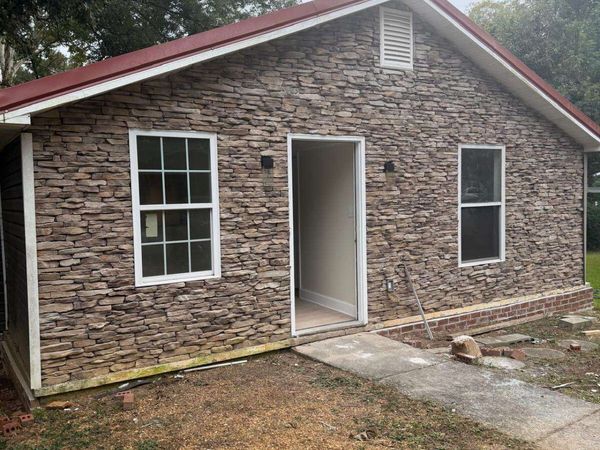 217 SW Larkspur Lane SW, Rome, GA 30165