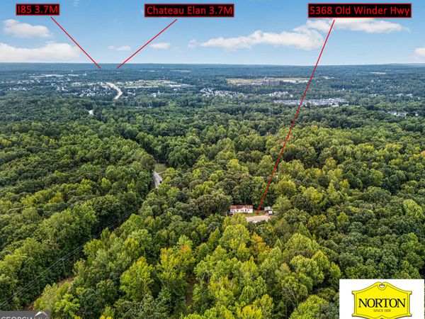 5368 Old Winder Highway, Braselton, GA 30517