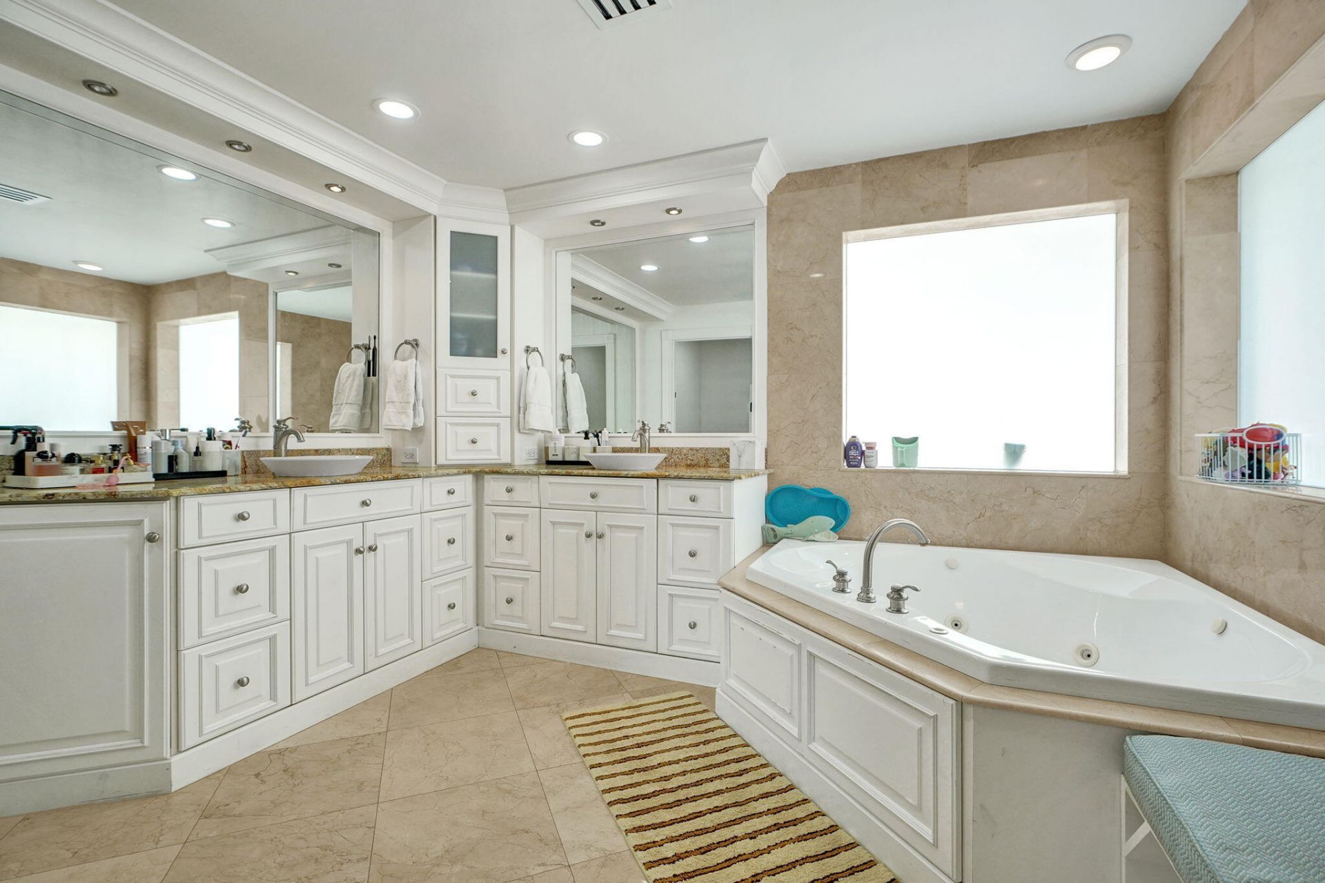 4200 NE 22nd Terrace, Lighthouse Point, FL 33064 Photo