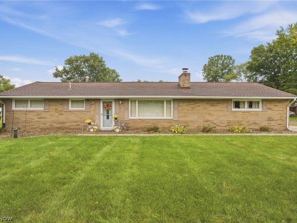 6787 Kirby Avenue NE, Canton, OH 44721