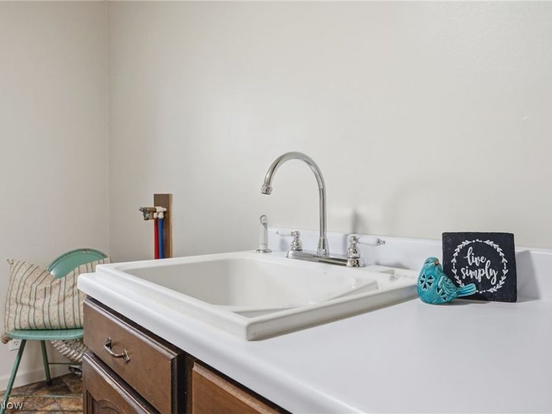 6787 Kirby Avenue NE, Canton, OH 44721 Photo 28