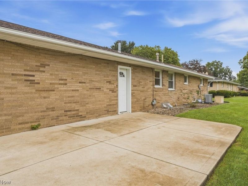 6787 Kirby Avenue NE, Canton, OH 44721 Photo 34
