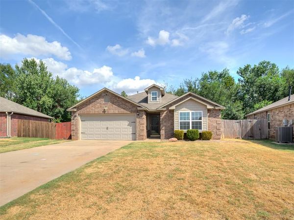 1880 Bliss Circle, Newcastle, OK 73065