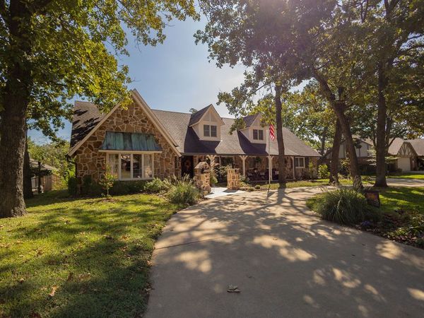 1010 N Faulkner Place , Claremore, OK 74017