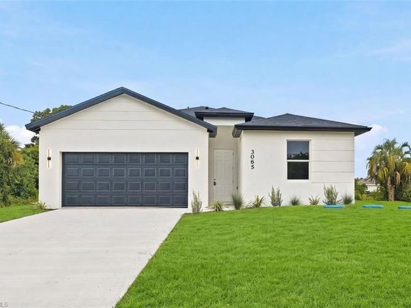 3065 Adcock DR , LABELLE, FL 33935