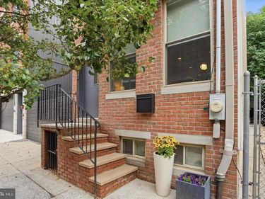 727 N UBER STREET, PHILADELPHIA, PA 19130