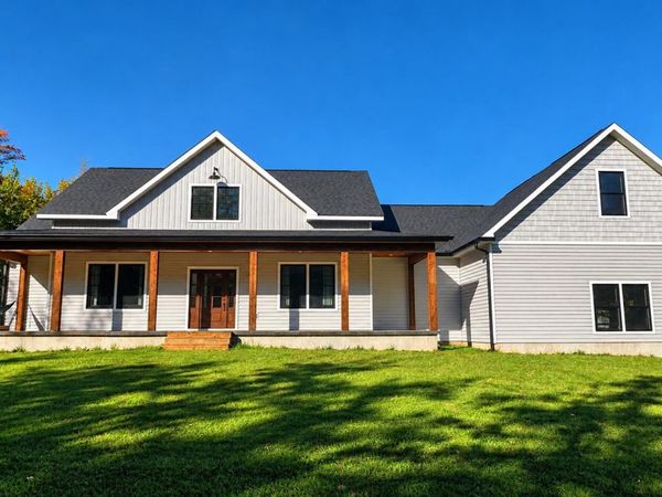 2520 W 20th ST, Sault Ste Marie, MI 49783