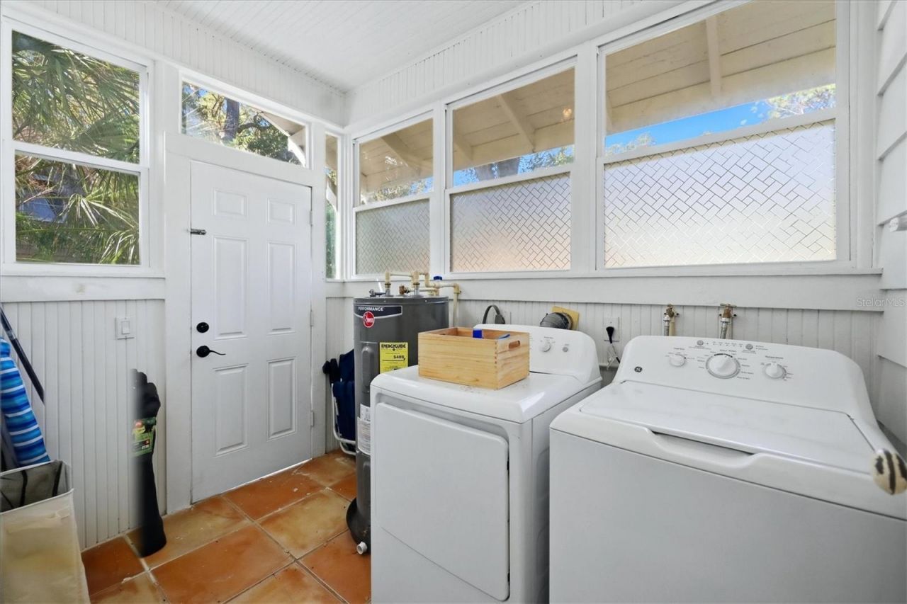 4116 Swift Road, Sarasota, FL 34231 Photo
