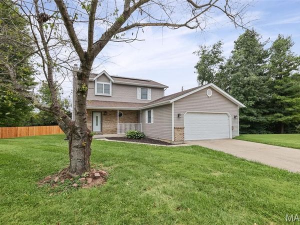 82 Spring Glen, Collinsville, IL 62234