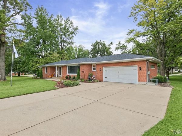 50 Will Vina Drive , Collinsville, IL 62234