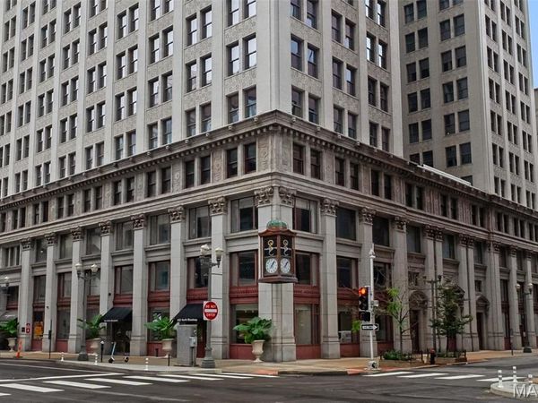 314 N Broadway , Unit 701, St Louis, MO 63102