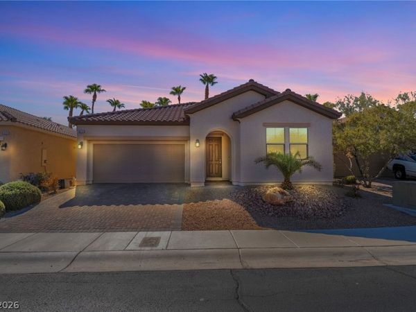 605 Viale Machiavelli Lane, Henderson, NV 89011