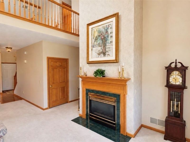 2548 Glenshire Circle , Uniontown, OH 44685 Photo 11