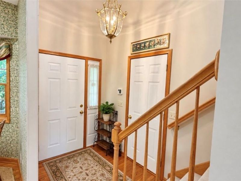 2548 Glenshire Circle , Uniontown, OH 44685 Photo 7