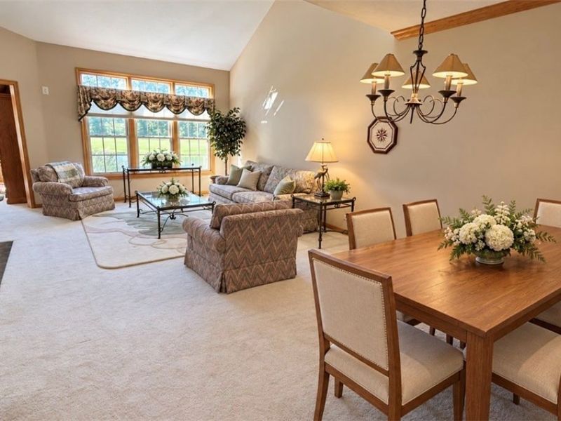 2548 Glenshire Circle , Uniontown, OH 44685 Photo 8