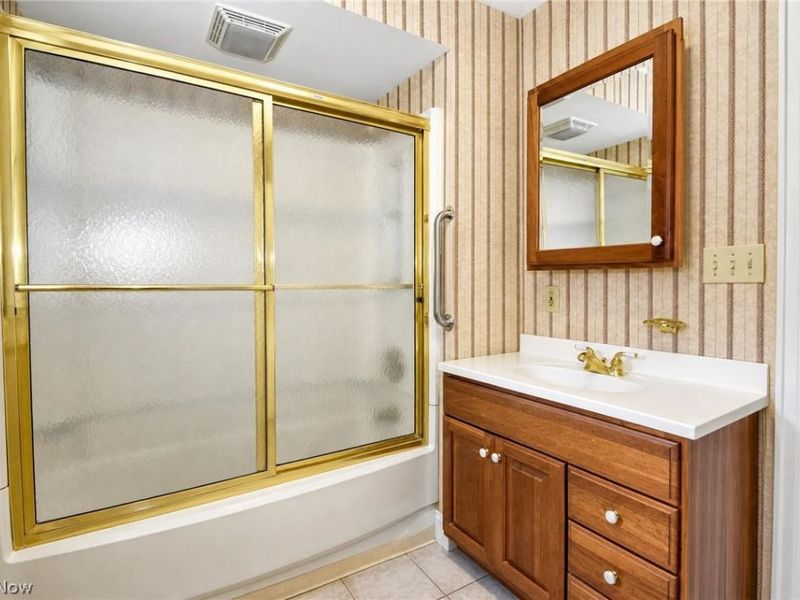 7912 Middlesex Road, Mentor, OH 44060 Photo 24