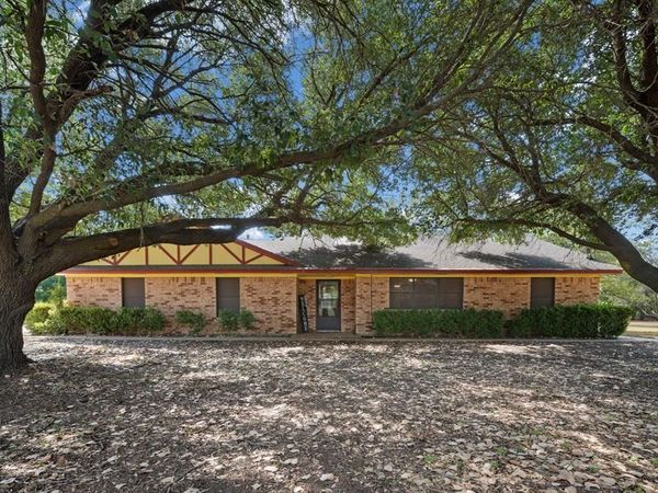 707 Ovilla Road , Unit A, Waxahachie, TX 75167