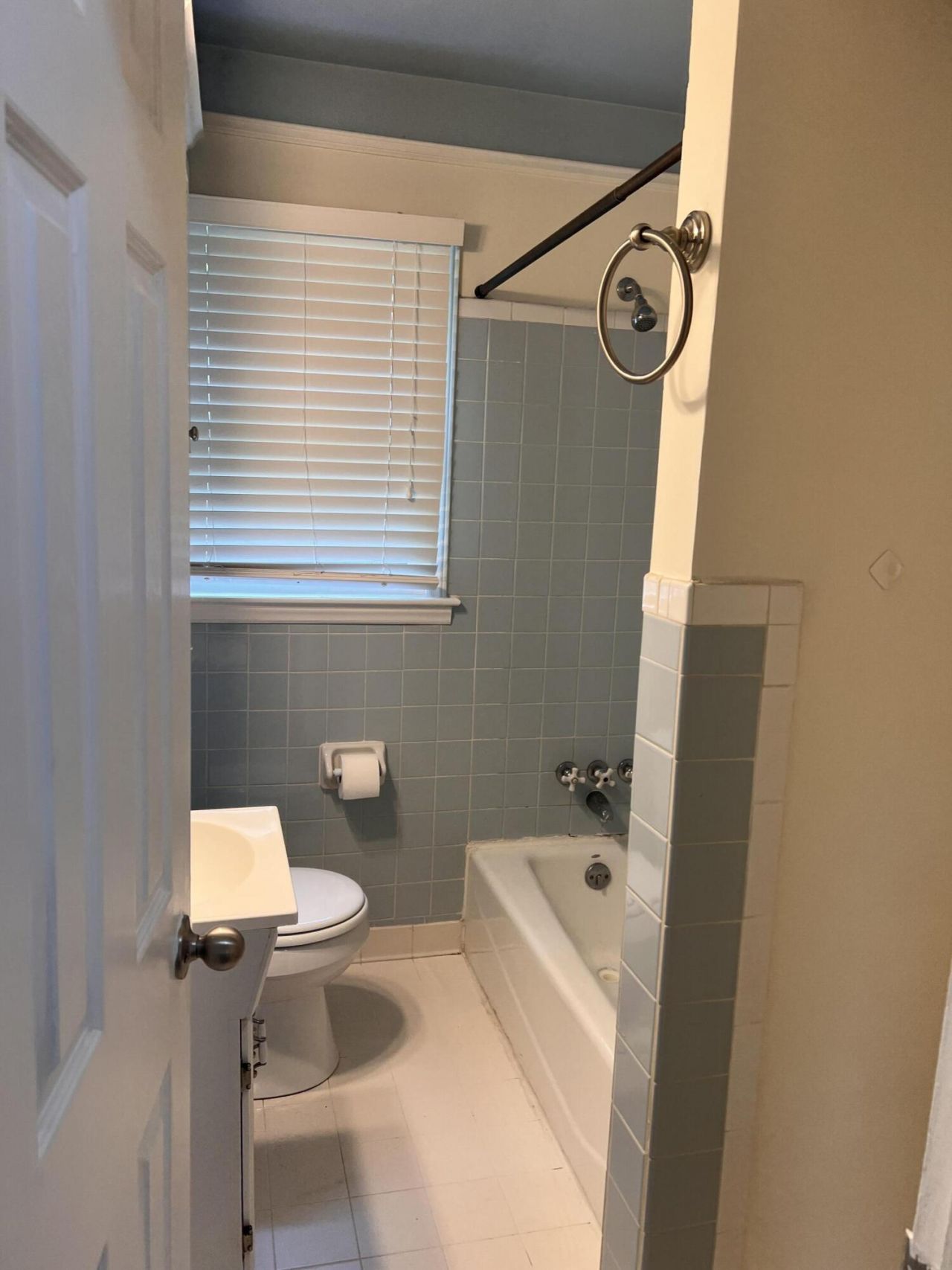 1127 Northland Drive Photo 9