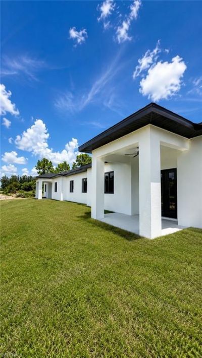 2924 Wallace Ave S, Unit 2926, Lehigh Acres, FL 33973 Photo