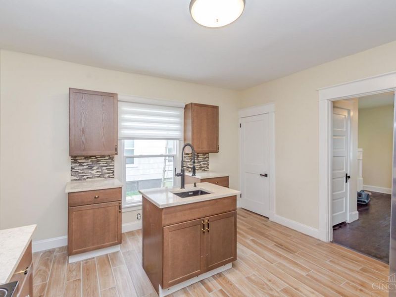 110 N Sutphin Street, Middletown, OH 45042 Photo 16