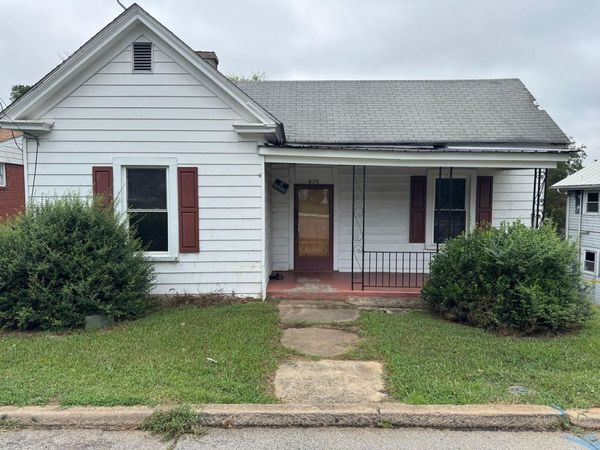 620 Kemper ST , Danville, VA 24541