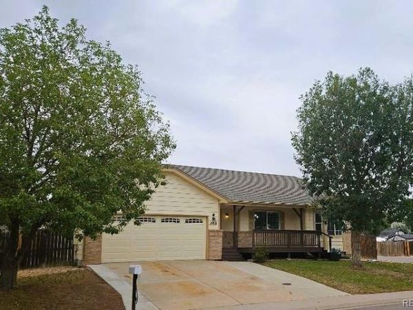 808 Idalia Street , Aurora, CO 80011