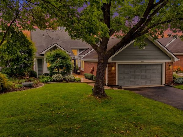 8103 Clearwater Parkway, Indianapolis, IN 46240