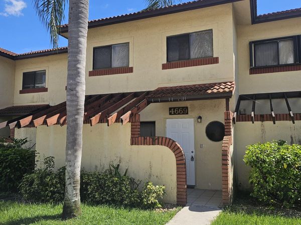 4669 NW 89TH Avenue, Sunrise, FL 33351
