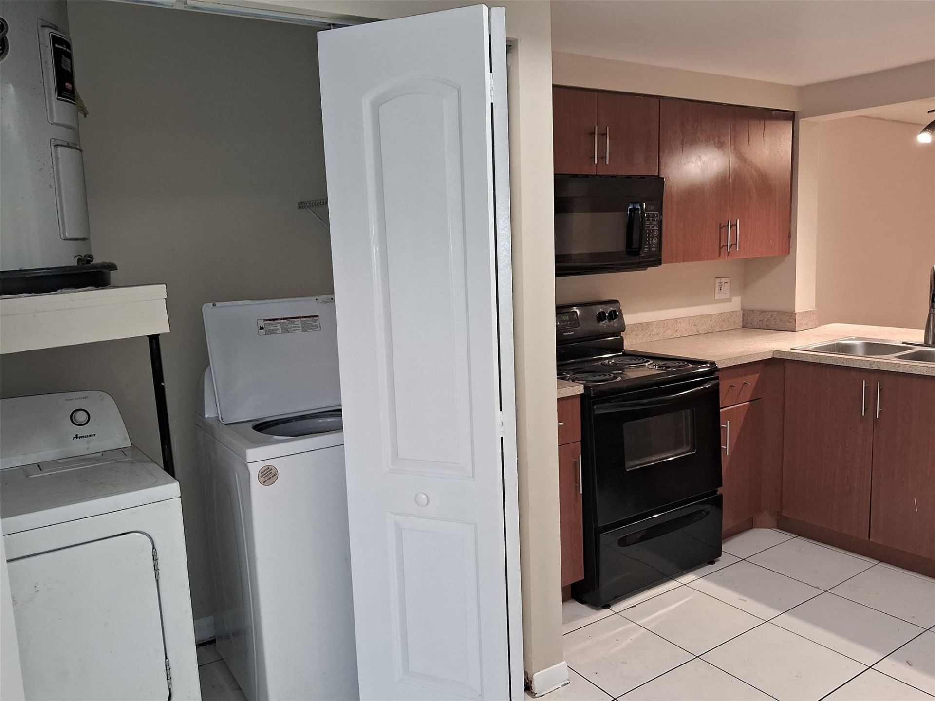 4669 NW 89th Avenue, Sunrise, FL 33351 Photo