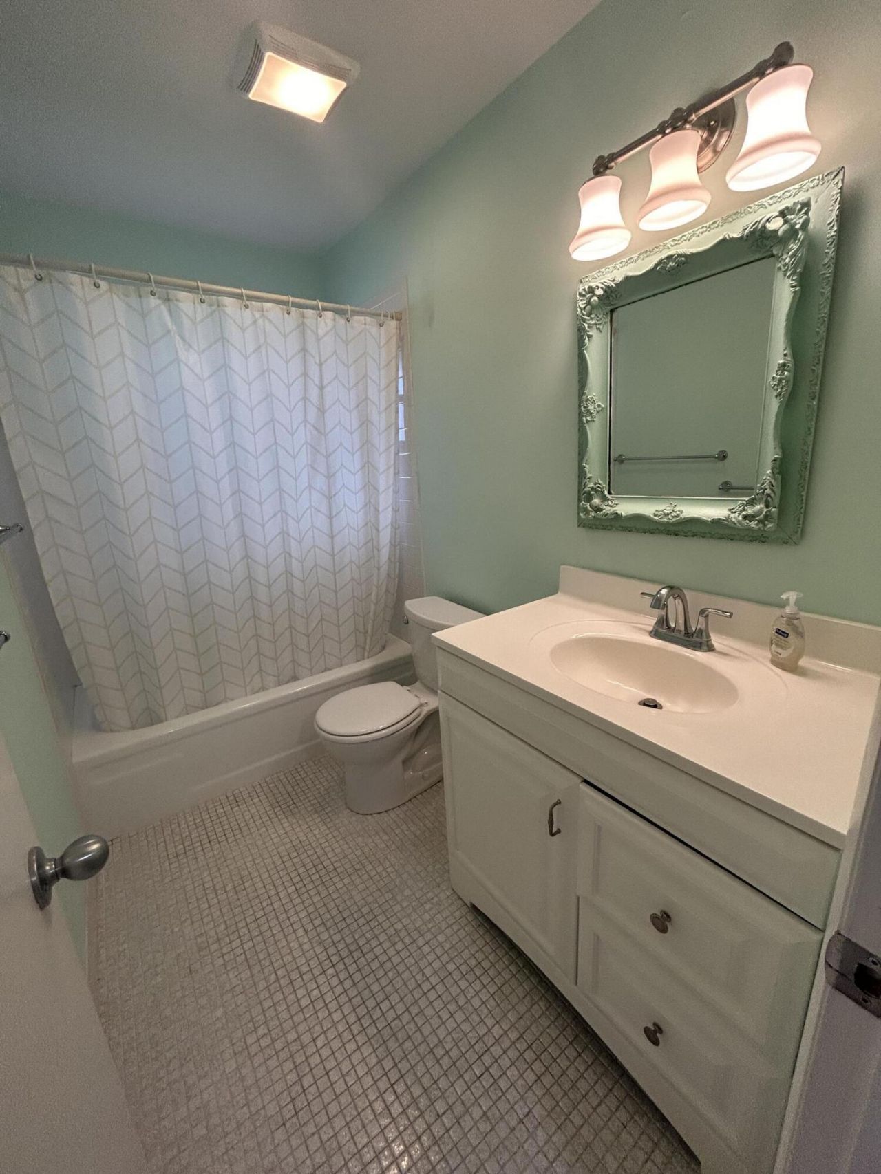 878 Worcester Lane, Lake Worth, FL 33467 Photo