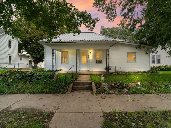 419 4th Street, Colo, IA 50056