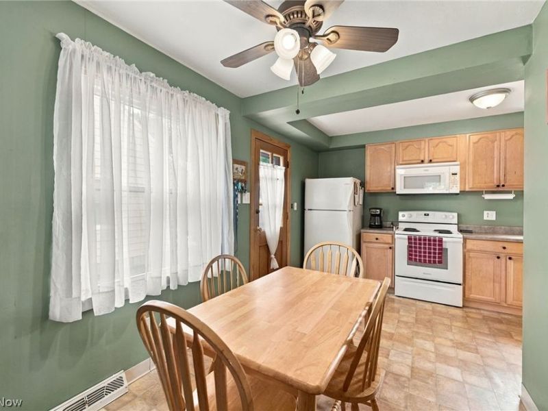 29808 Robert Street, Wickliffe, OH 44092 Photo 6