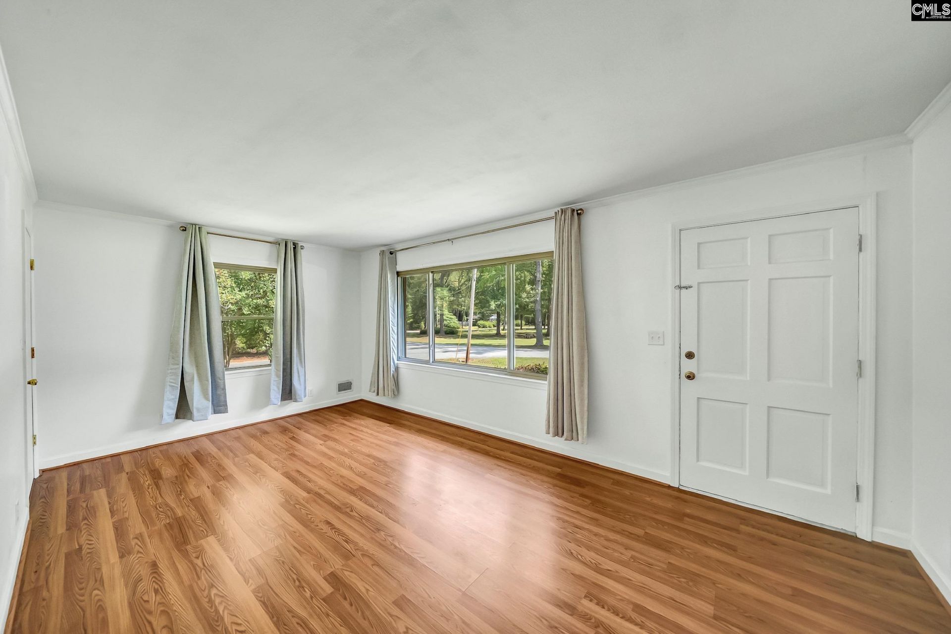 1145 Mathis Court Photo 10