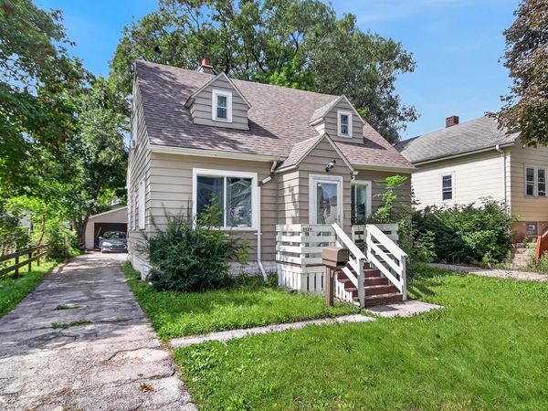 5929 N 37th STREET, Milwaukee, WI 53209