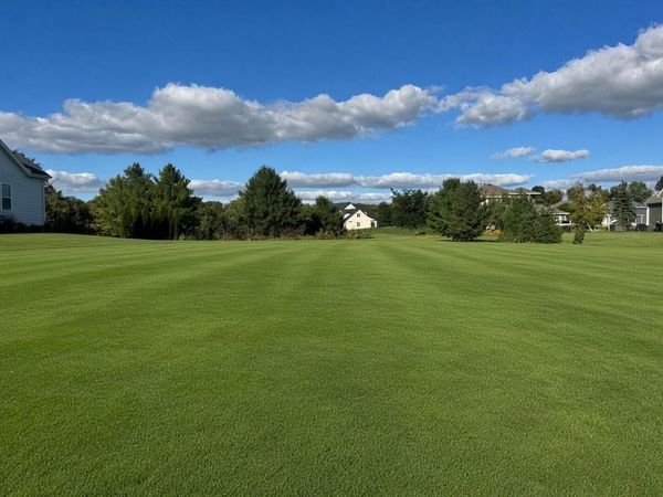 W2426 MARIAH LANE, Oconomowoc, WI 53066