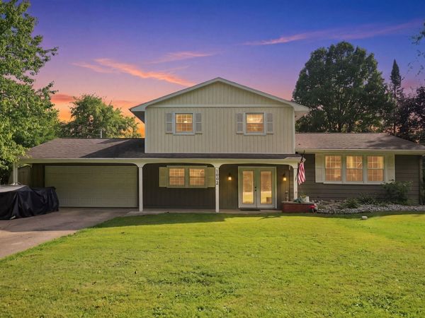 1002 Northwood Drive, Angola, IN 46703